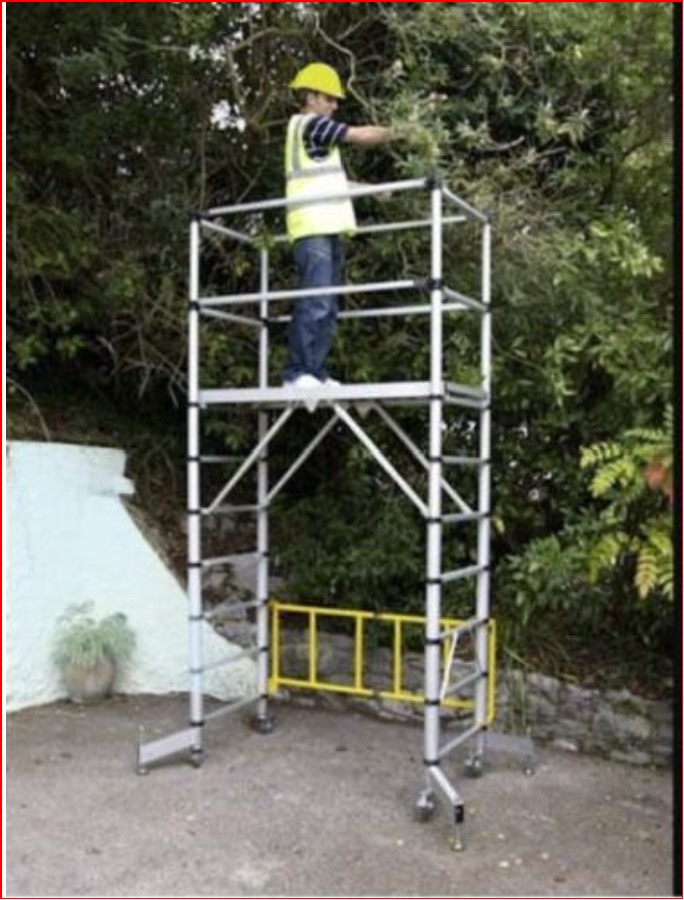 Telescopic Scaffold Aluminum Ladder Portable,Need of every Tradesman